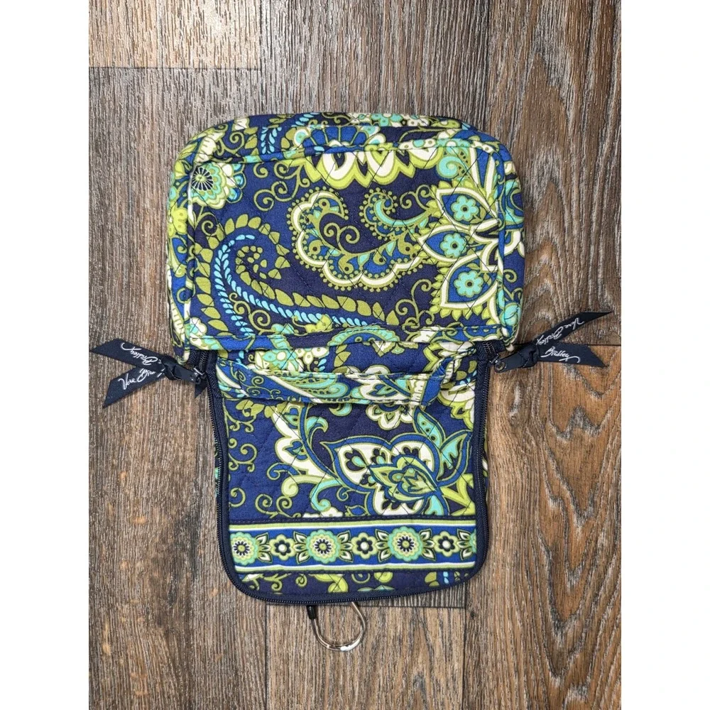 Vera Bradley Hanging Travel Organizer Toiletry Bag Blue Green Paisley Quilted